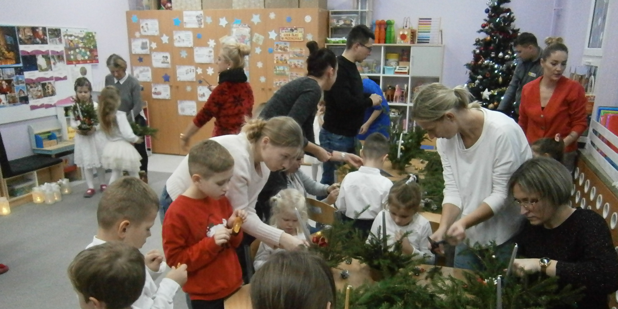 świąteczne warsztaty w Krasnoludkach (6).JPG