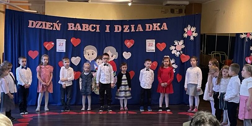 Dzień Babci i Dziadka Krasnoludki (2).jpg