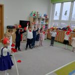 Dzień Babci i Dziadka w Biedroneczkach (7).jpg