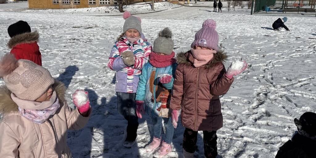 zabawy na śniegu (9).jpg
