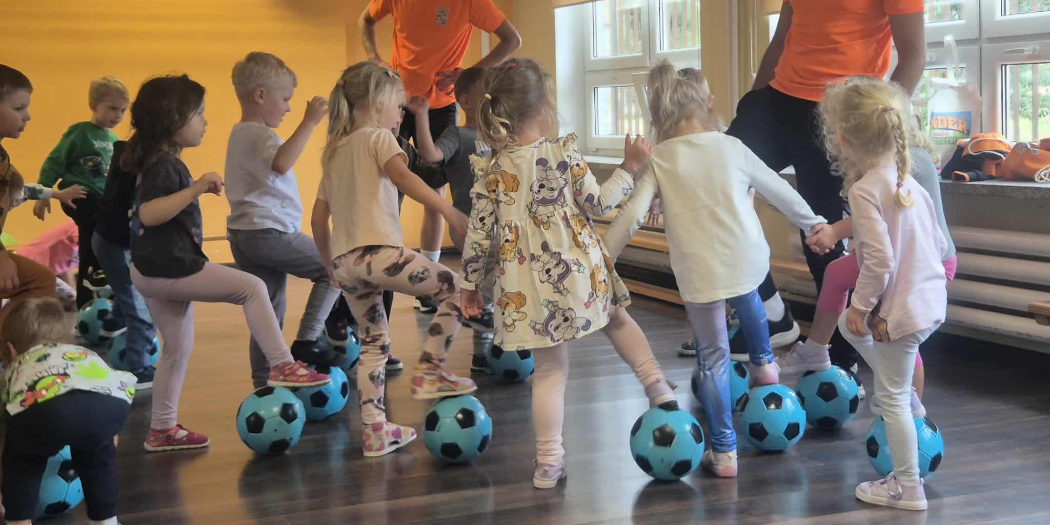 zajęcia pokazowe - Kinder Couch  (3).jpg