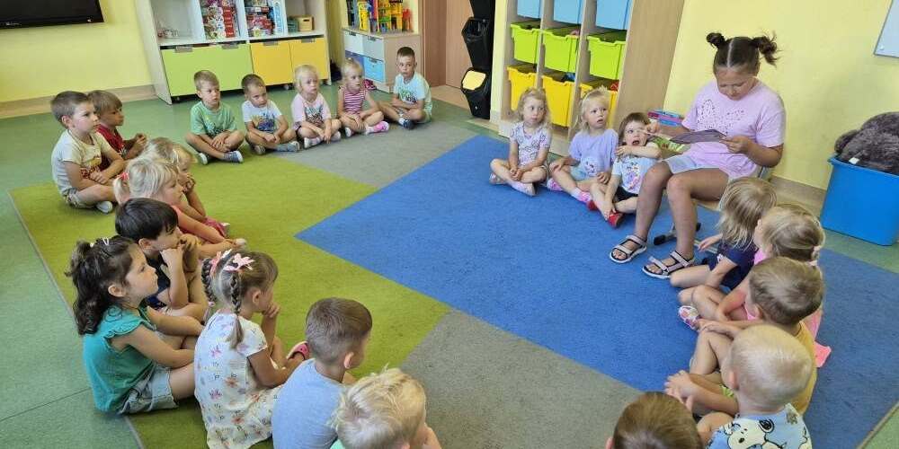 odwiedziny starszej koleżanki (3).jpg
