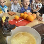 Owocowy dzień w naszym przedszkolu (8).jpg
