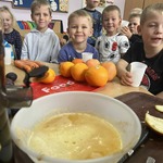 Owocowy dzień w naszym przedszkolu (10).jpg