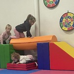 Krasnoludki poznają nowe sprzęty (4).jpg