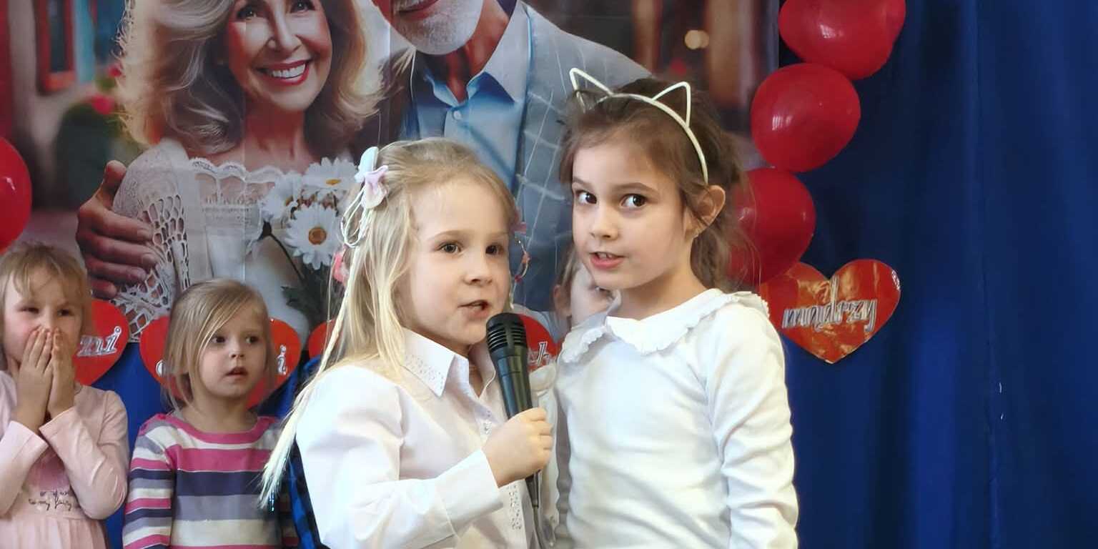 dzień babci i dziadka pszczółki (14).jpeg